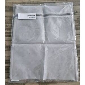 Shapermint Women's Meshin' Around Wash Bag Light Grey Size: 13 x 15.5 in NWT